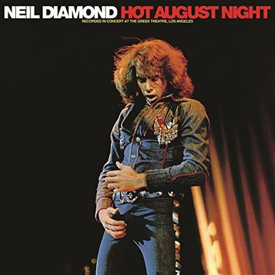 Hot August Night resmi