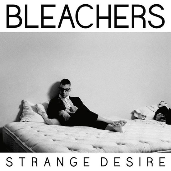 Strange Desire resmi