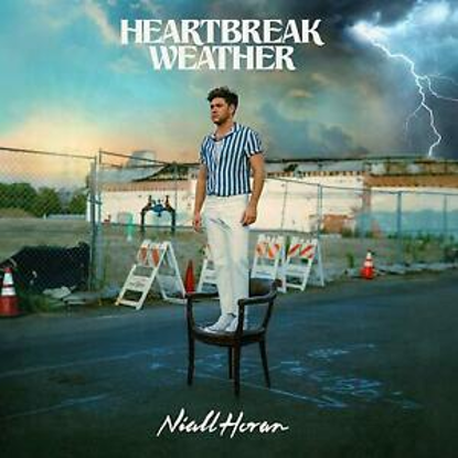 Heartbreak Weather  -Deluxe resmi