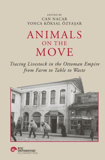 Animals On The Move - Ciltli resmi