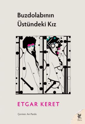 Buzdolabının Üstündeki Kız resmi